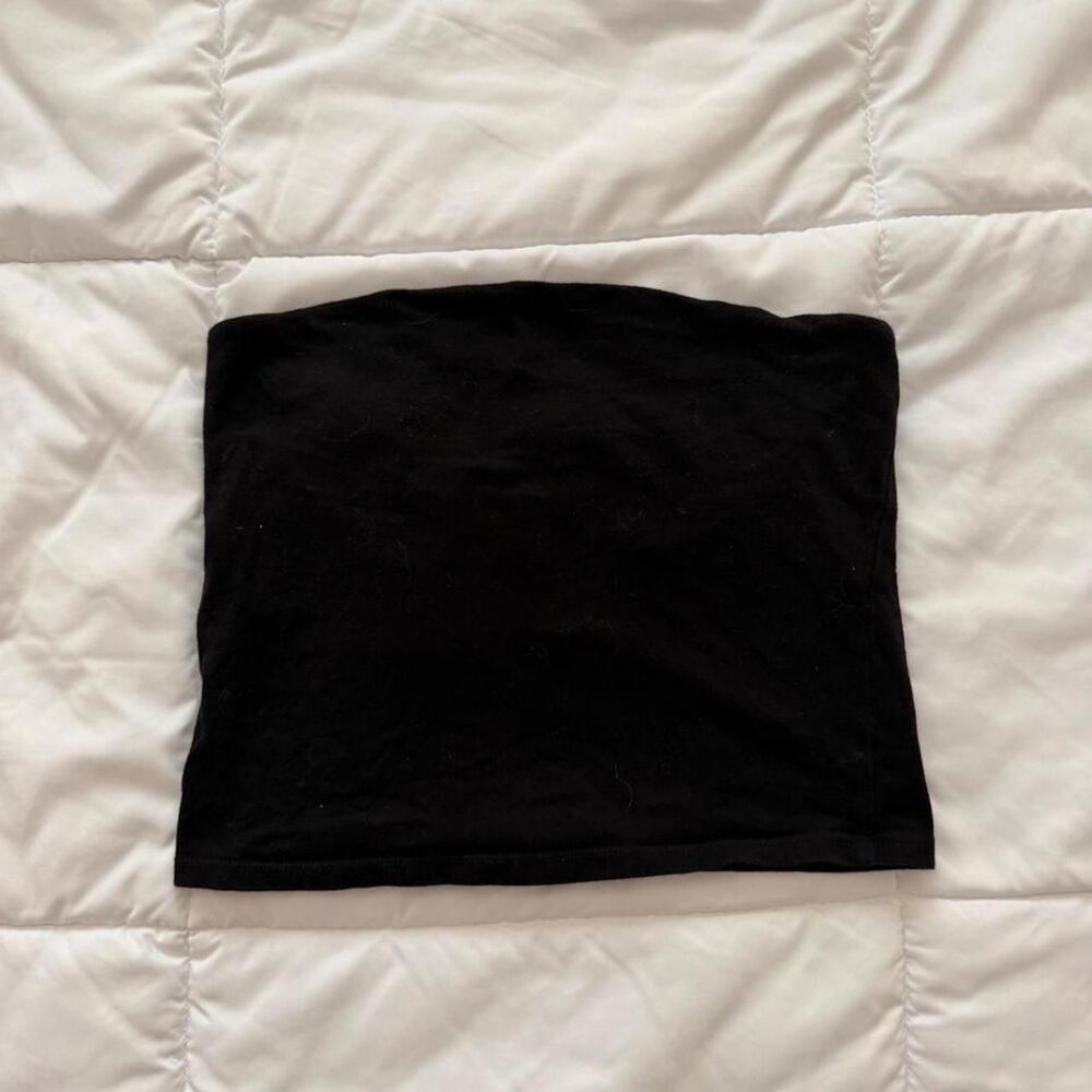 Bozzolo Women's Black Crop-top